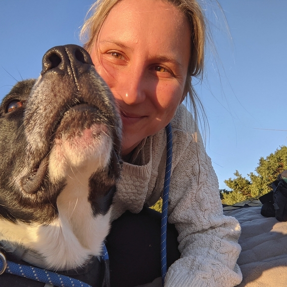 Meet your Posher, Dominika - Picture 1 of 1